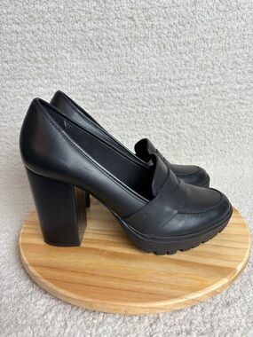 Steve Madden Black Chunky-Heel Loafers